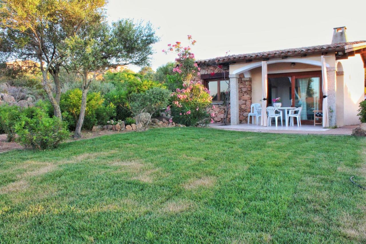 Le Caterine Villa Porto San Paolo  Exterior photo